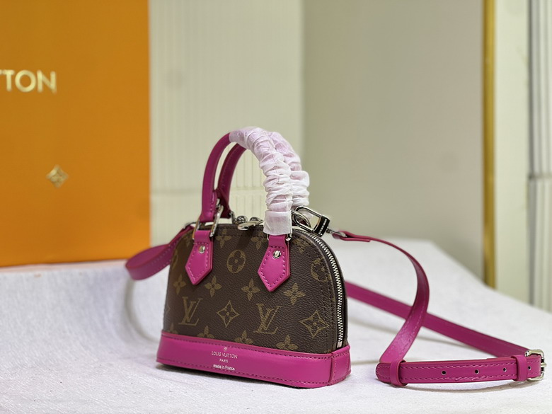 Luis Vuitton monogram