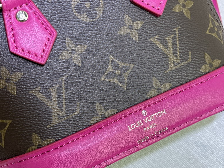 Luis Vuitton monogram